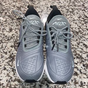 Womens Air 270